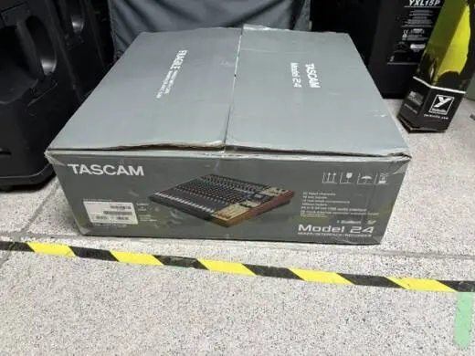 Tascam - MODEL 24 2